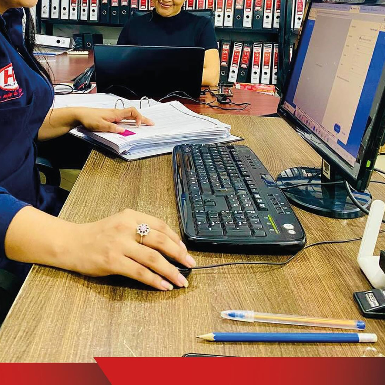 Trabaja con Nosotros